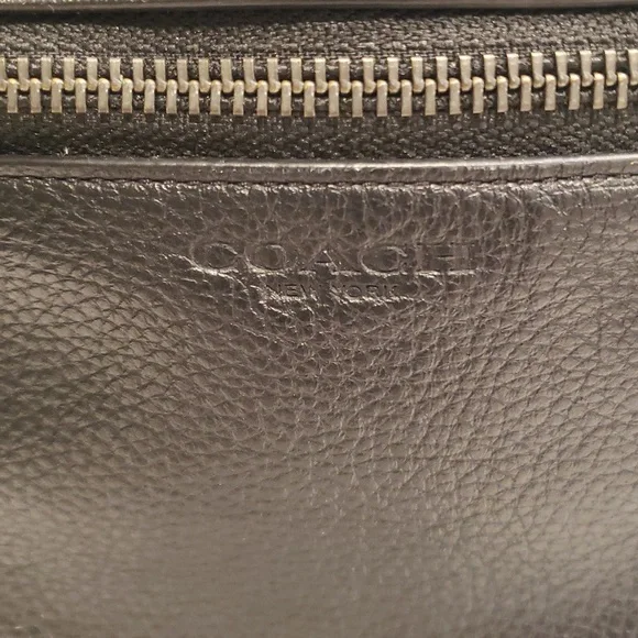 Coach Black Leather Men's Sling Bag - Picture 2 of 14